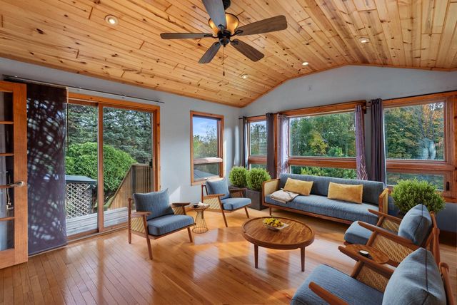 3657 Pleasant Valley ROAD, West Bend, WI 53095