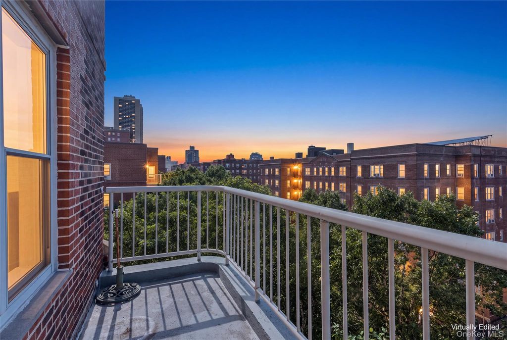 113-14 72nd Road 6A, Forest Hills, NY 11375 — photo 3