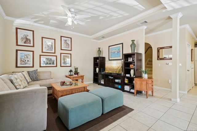 6160 Eckhert Rd Apt 301, San Antonio, TX 78240