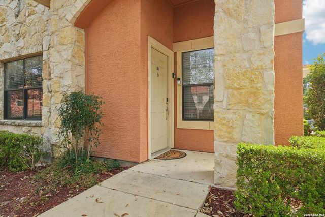 6160 Eckhert Rd Apt 301, San Antonio, TX 78240