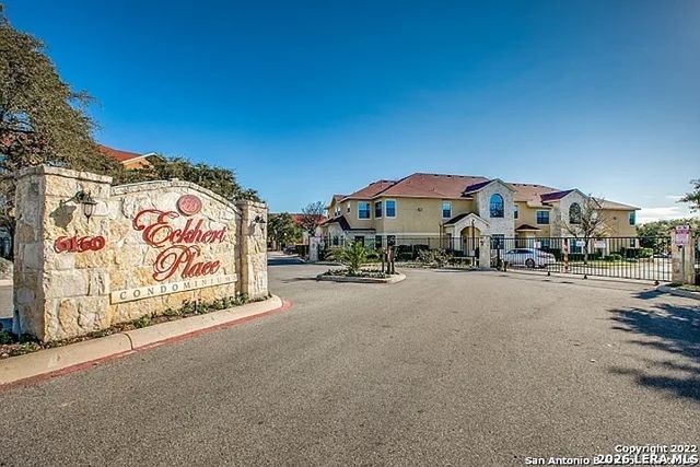 6160 Eckhert Rd Apt 301, San Antonio, TX 78240