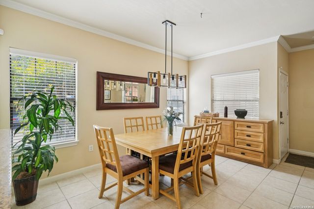 6160 Eckhert Rd Apt 301, San Antonio, TX 78240