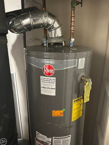 23060 David Avenue, Eastpointe, MI 48021