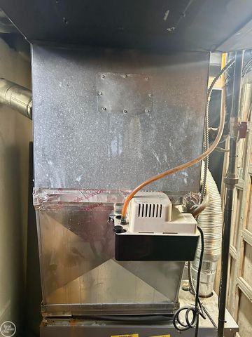 23060 David Avenue, Eastpointe, MI 48021