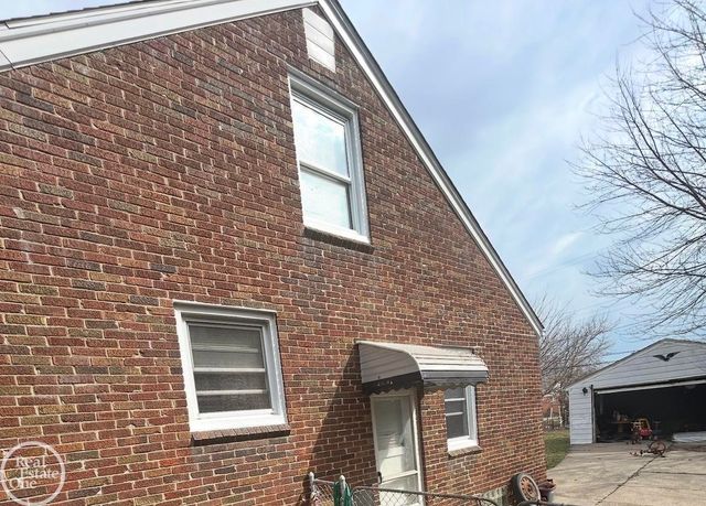 23060 David Avenue, Eastpointe, MI 48021