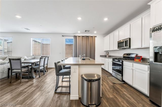 272 Mount Williamson Street, Henderson, NV 89015