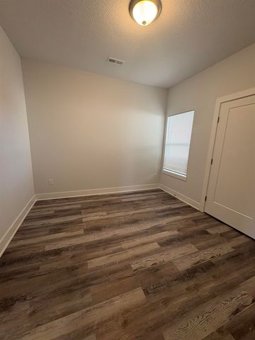 6837-6839 W Kollmeyer, Wichita, KS 67205