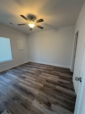 6837-6839 W Kollmeyer, Wichita, KS 67205