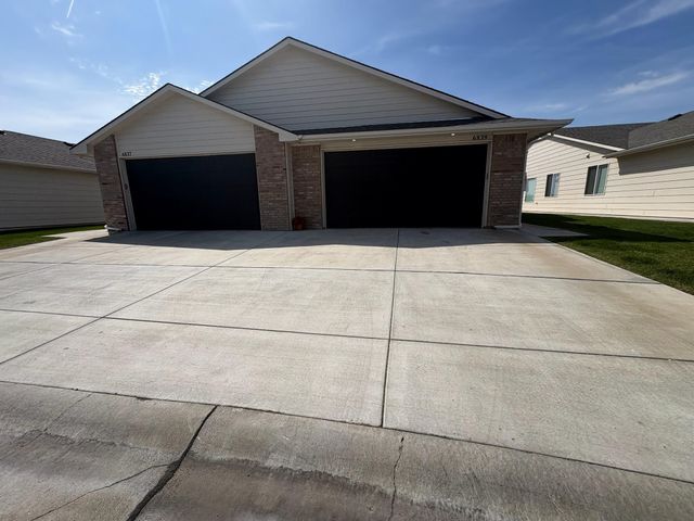 6837-6839 W Kollmeyer, Wichita, KS 67205