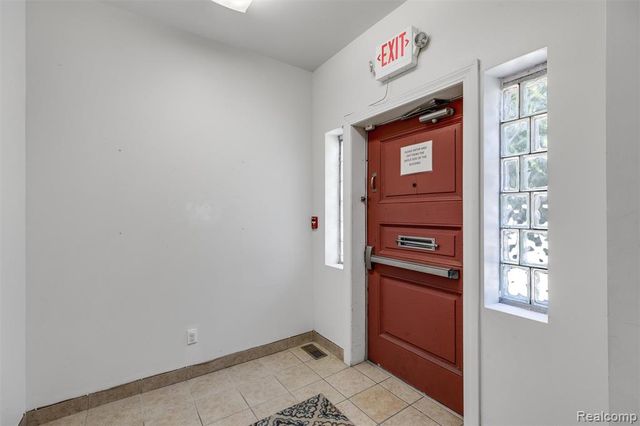 2405 W Mcnichols Road, Detroit, MI 48219
