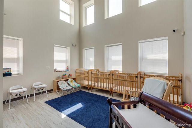 2405 W Mcnichols Road, Detroit, MI 48219