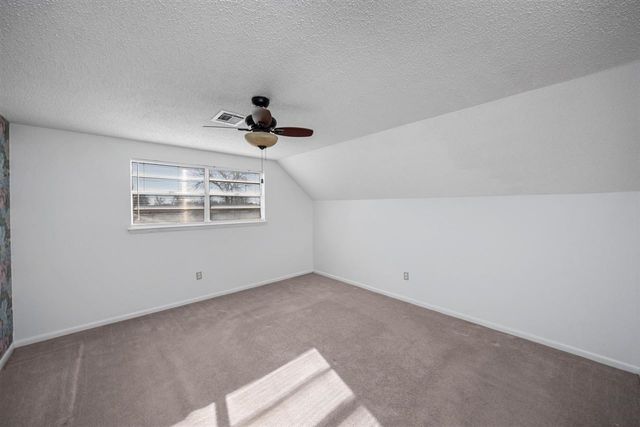 307 NW 63rd St, Lawton, OK 73505