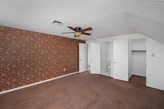 307 NW 63rd St, Lawton, OK 73505