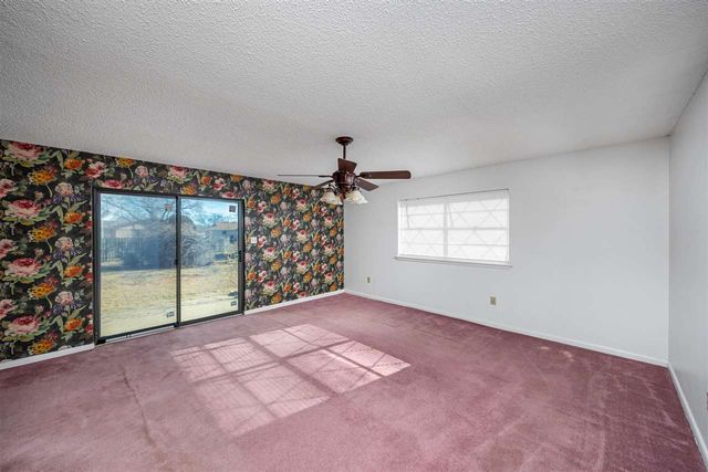 307 NW 63rd St, Lawton, OK 73505