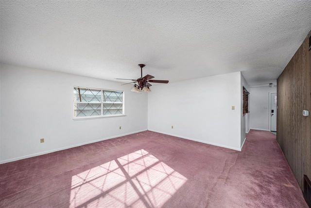 307 NW 63rd St, Lawton, OK 73505