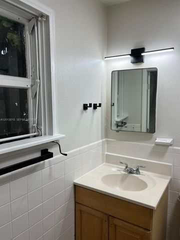 834 SW 11th St C, Fort Lauderdale, FL 33315