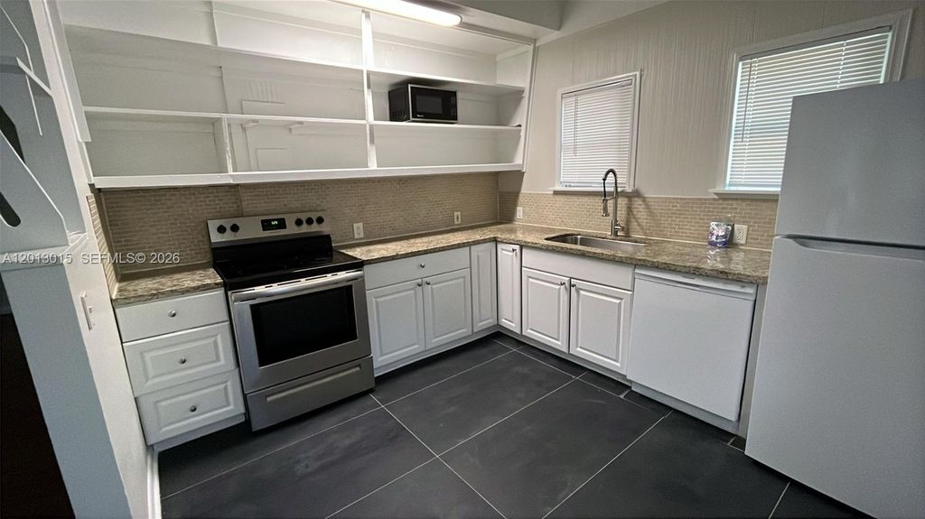 834 SW 11th St C, Fort Lauderdale, FL 33315