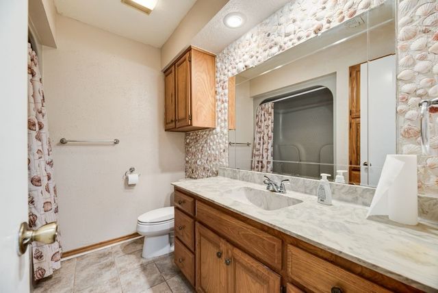 298 Butterfield Road, Denison, TX 75021