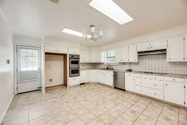 298 Butterfield Road, Denison, TX 75021