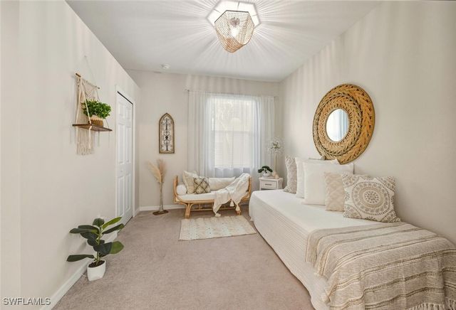 1971 Wellington ST, Naples, FL 34120