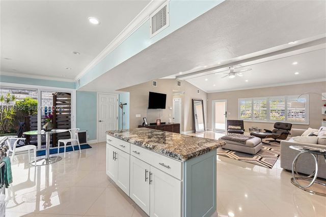 4120 NE 20th Ave, Oakland Park, FL 33308