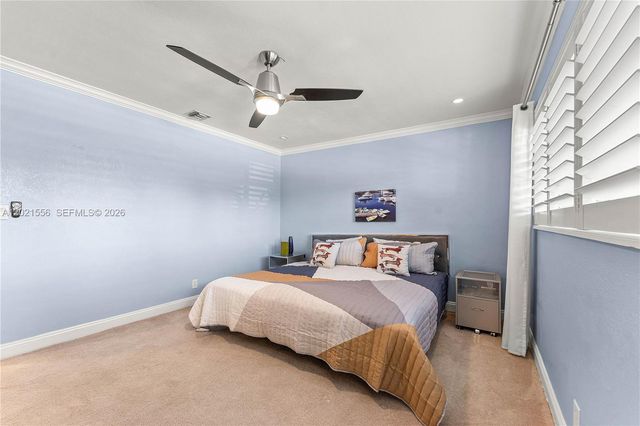 4120 NE 20th Ave, Oakland Park, FL 33308