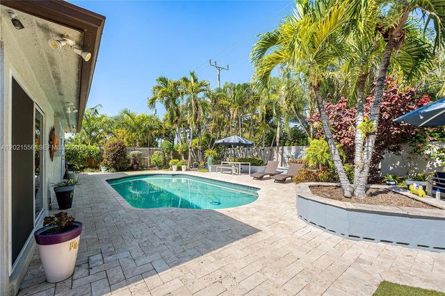 4120 NE 20th Ave, Oakland Park, FL 33308
