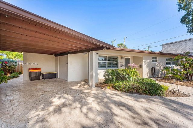 4120 NE 20th Ave, Oakland Park, FL 33308