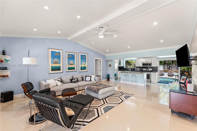 4120 NE 20th Ave, Oakland Park, FL 33308
