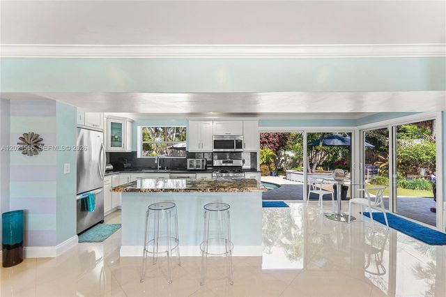 4120 NE 20th Ave, Oakland Park, FL 33308