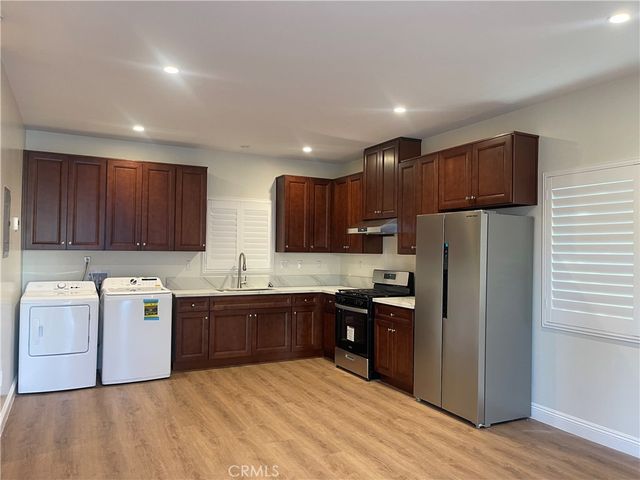 9546 B Live Oak, Temple City, CA 91780