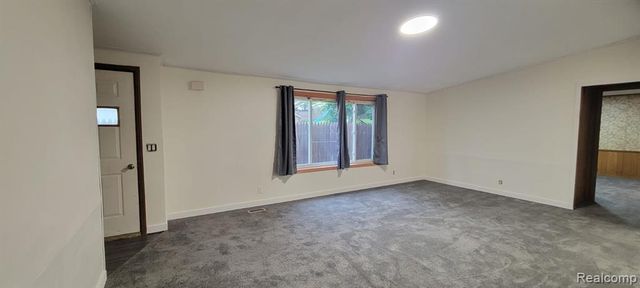38 Earlmoor Boulevard, Pontiac, MI 48341