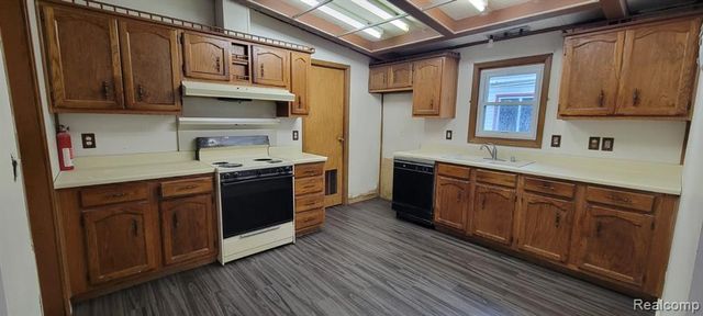 38 Earlmoor Boulevard, Pontiac, MI 48341