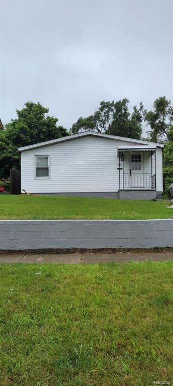 38 Earlmoor Boulevard, Pontiac, MI 48341