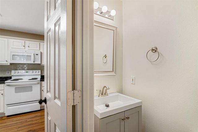 6 Verbena Bend Place, The Woodlands, TX 77382