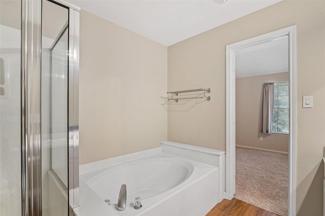6 Verbena Bend Place, The Woodlands, TX 77382