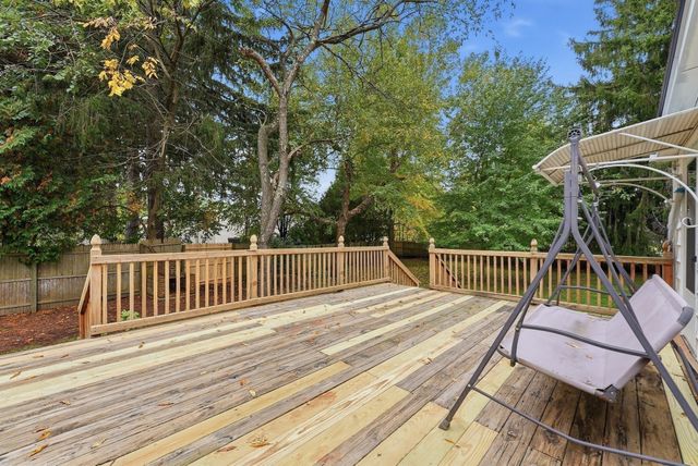 47 Shearer St, Palmer, MA 01069
