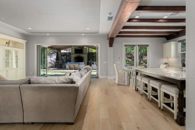 7442 Rancho Cabrillo Trail, San Diego, CA 92127