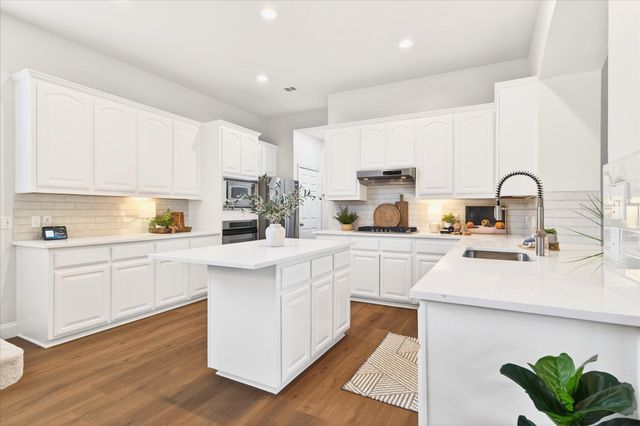 6976 Valley Brook Drive, Frisco, TX 75035