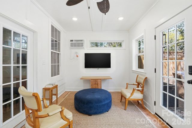 1815 Seigle Avenue, Charlotte, NC 28205