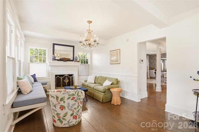 1815 Seigle Avenue, Charlotte, NC 28205