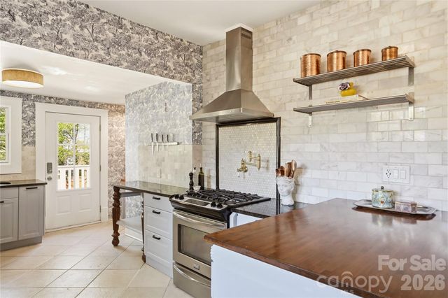 1815 Seigle Avenue, Charlotte, NC 28205