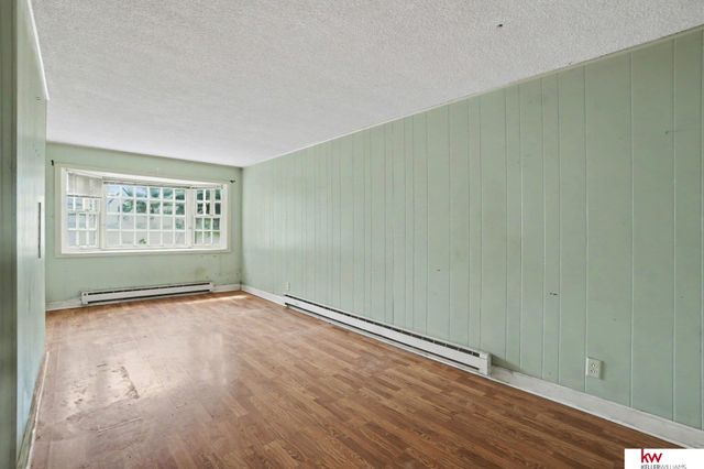 207 S 70 Avenue, Omaha, NE 68132
