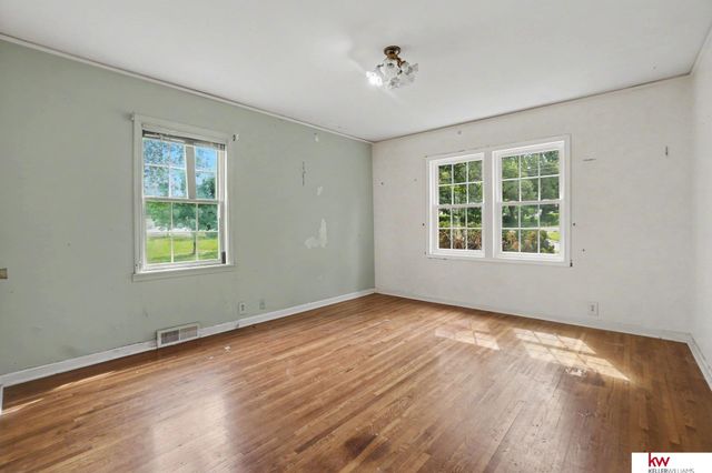 207 S 70 Avenue, Omaha, NE 68132