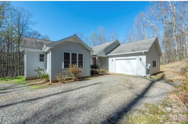 269 Woodstock Drive, Burnsville, NC 28714