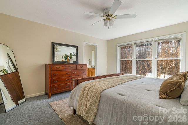 269 Woodstock Drive, Burnsville, NC 28714