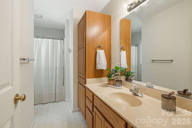 269 Woodstock Drive, Burnsville, NC 28714