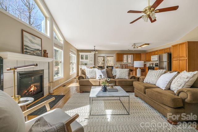 269 Woodstock Drive, Burnsville, NC 28714