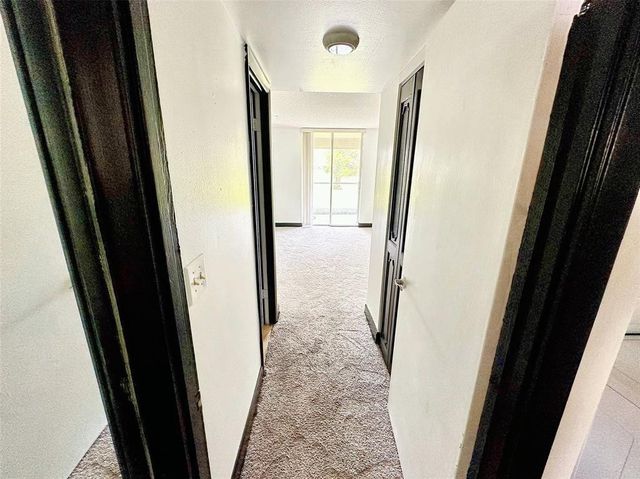 3231 Holiday Springs Boulevard 105, Margate, FL 33063