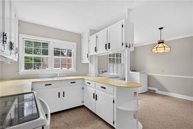 203 Ridgecrest Road, Asheboro, NC 27203